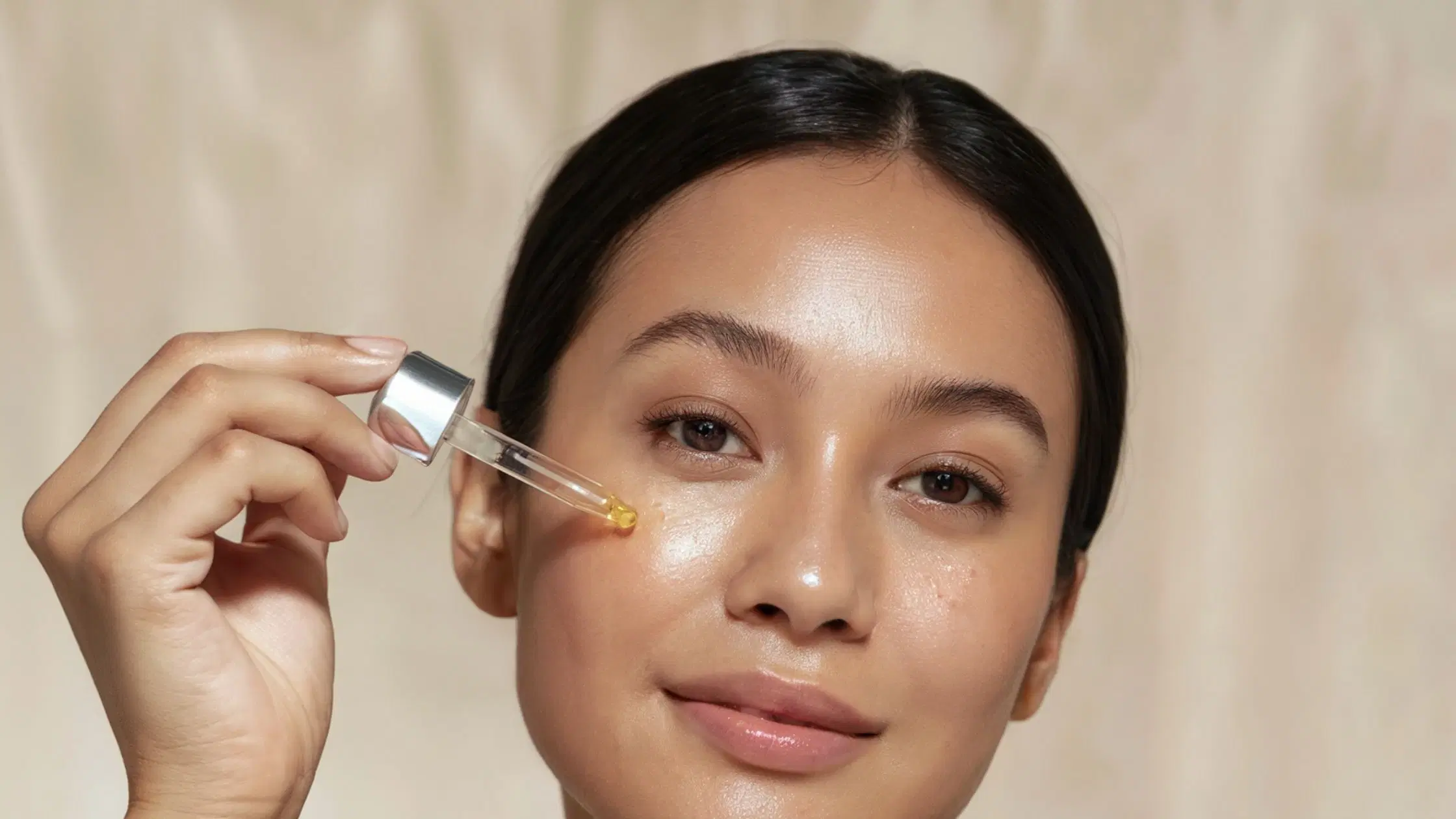How to Choose the Best Vitamin C Serum for Dark Spots