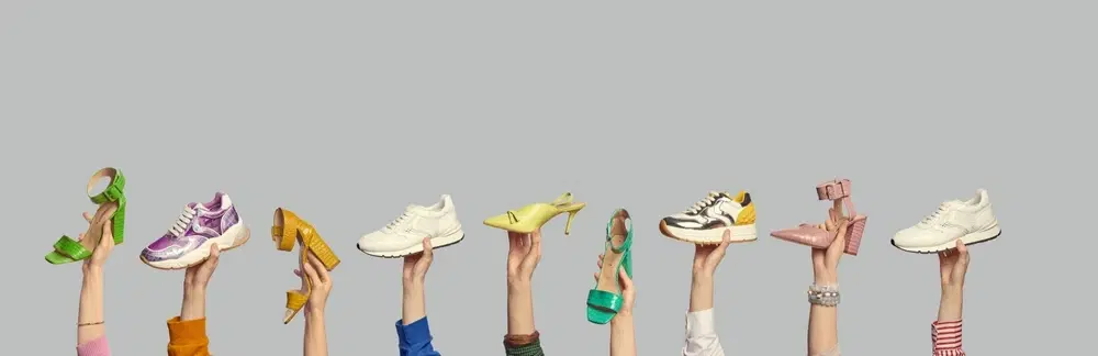 Ladies' Shoe Checklist: Perfect Pairings for Jeans