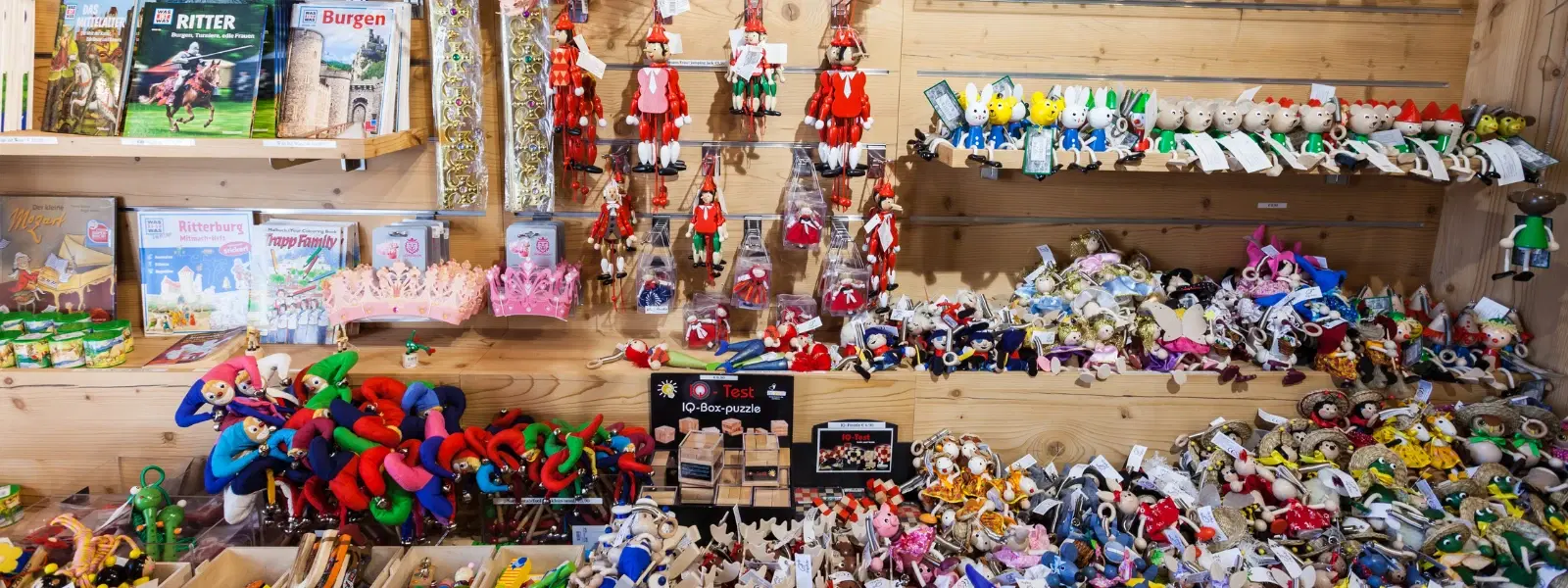 10 Famous Things to Buy in Thailand: A Checklist Guide